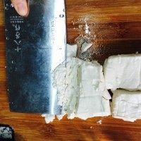 翡翠豆腐蛋黄包
