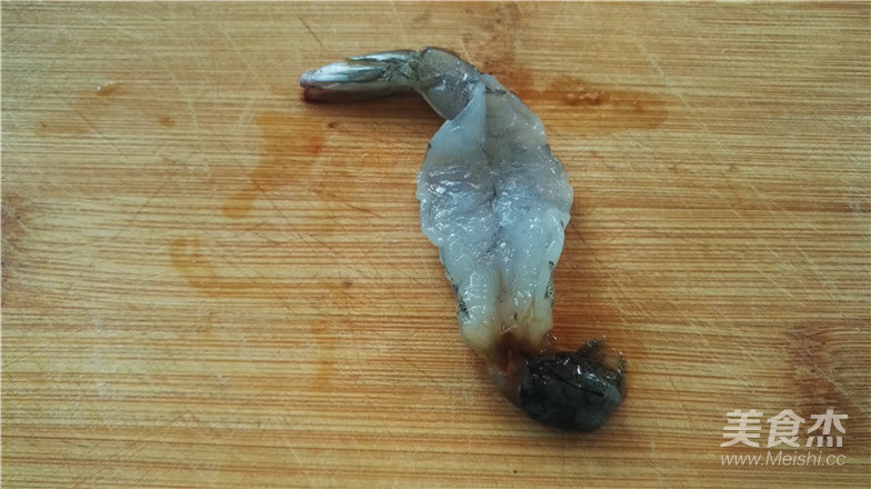 黑椒汁爆青瓜虾球