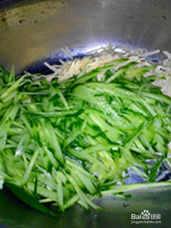 干豆腐黄瓜蒜蓉拌菜