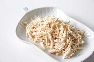 如何制作夏日清爽三丝冷面