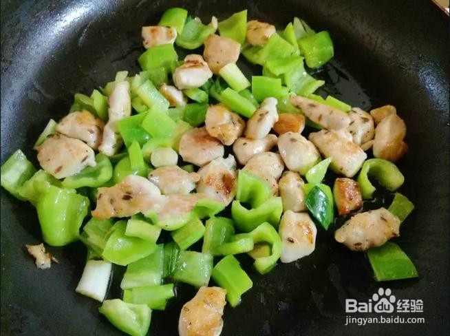 怎样做出家常菜系列之青椒炒鸡丁