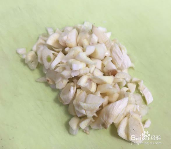 蒜蓉炒豌豆苗的做法