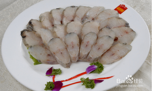 鱼刺卡喉咙了该怎么办