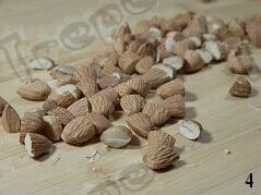 葡萄干杏仁面包