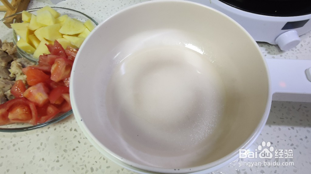 西红柿土豆烧牛腩