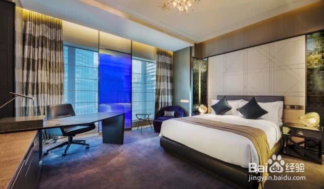 在外旅游住宿:为什么入住酒店先不要开灯？