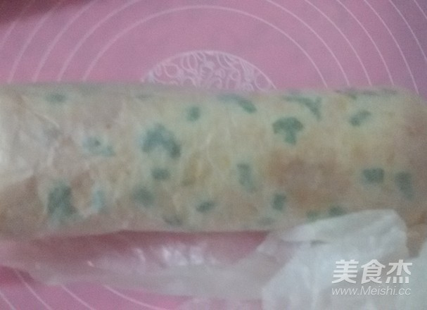 葱香肉松面包卷