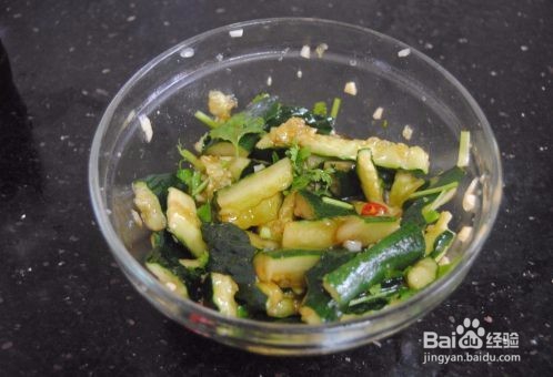 家常拍黄瓜做法教程图解，怎么做更入味？