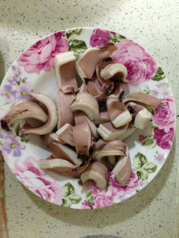 川味泡椒鲜鱿鱼