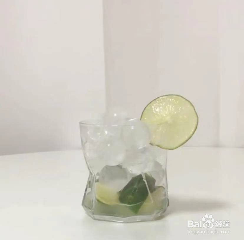 柠檬薄荷苏打水