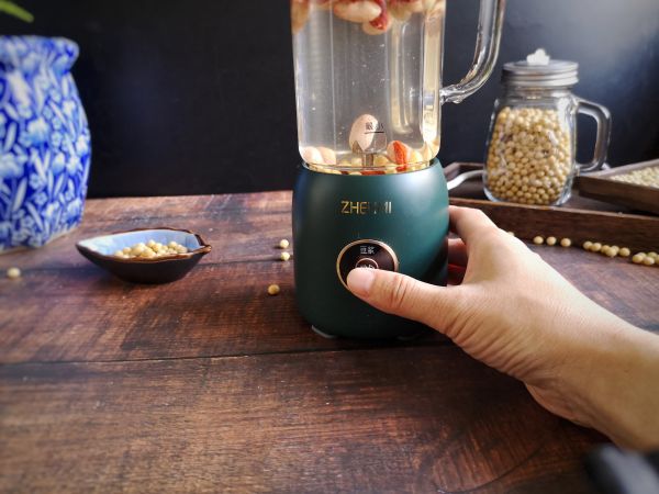 花生枸杞红枣豆浆