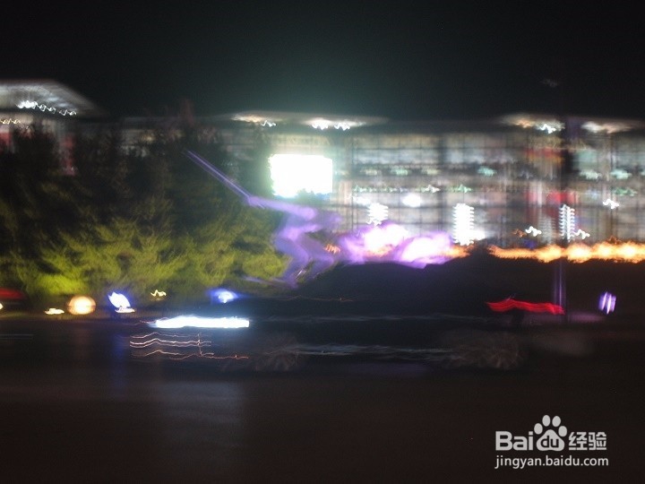 老年人怎样在夜间拍夜景