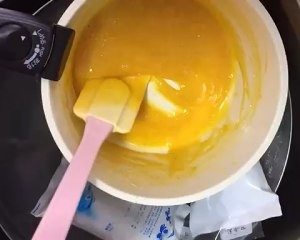 香草冰淇淋的做法
