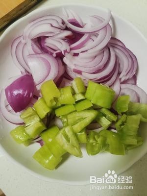 怎么做家常洋葱炒土豆片