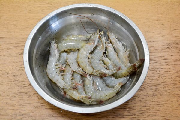 红烧大虾洋葱粉条