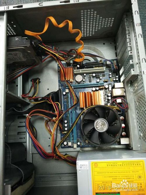 清理电脑机箱灰尘