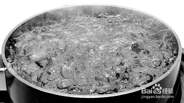 如何懒懒哒清洗油烟机的油网？