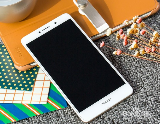 暑期学生党选性价比高手机 这三款值得一试