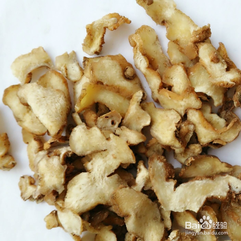 黄精桑葚泡酒的做法