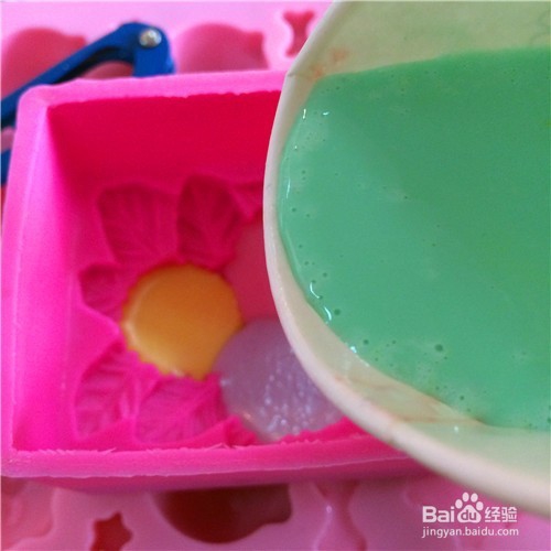 做个美丽的花枝皂吧