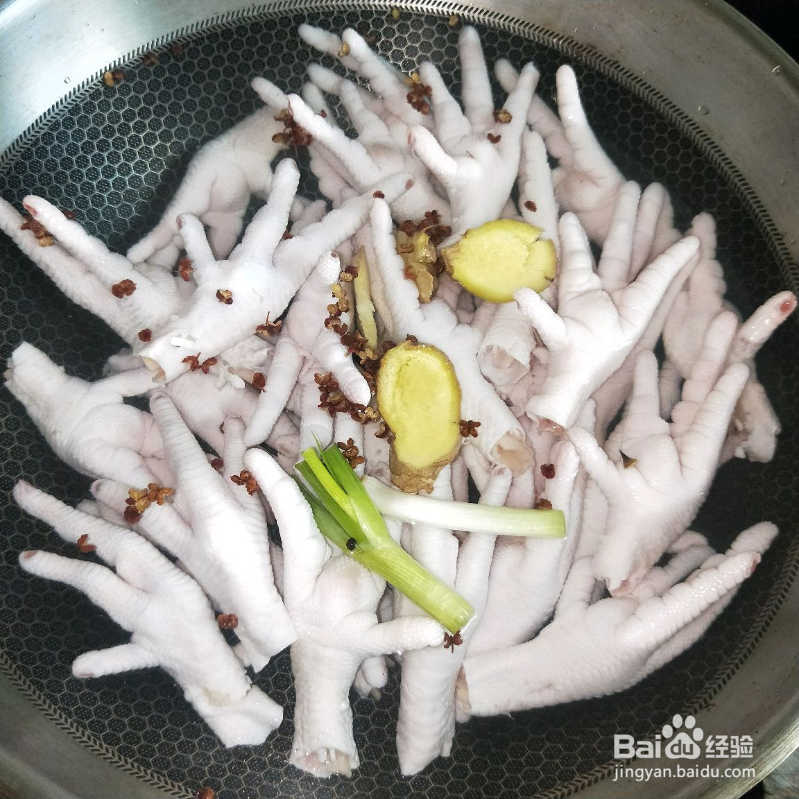 网红泰国柠檬鸡爪的做法