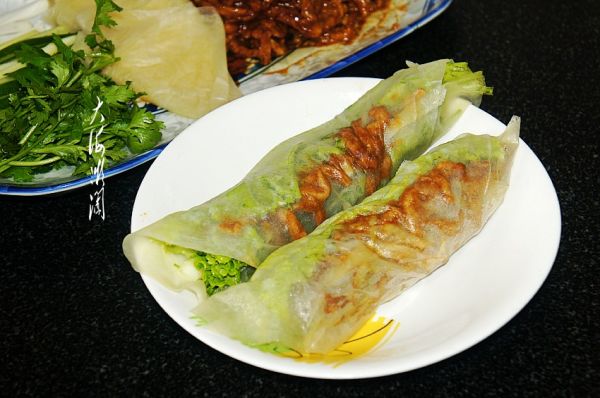 京酱肉丝卷筋饼