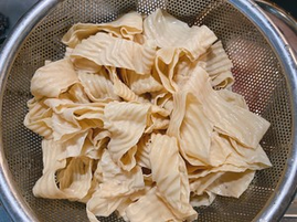 香辣豆皮怎么做