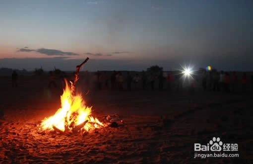 如何进行拓展训练活动