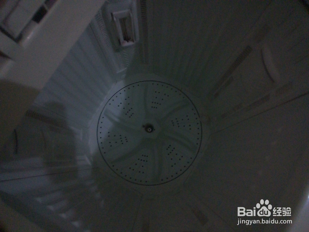 洗衣机洗衣时声音异常，如何解决。