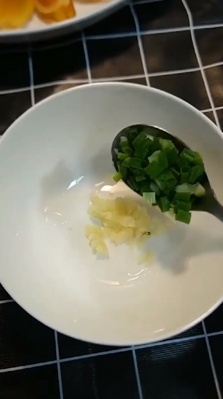 凉拌皮蛋怎么做?