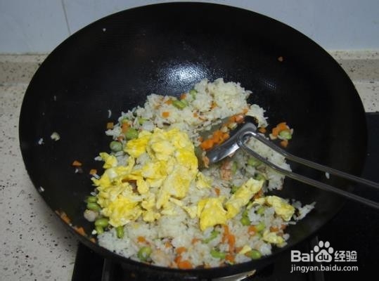 海鲜香菇炒饭的做法
