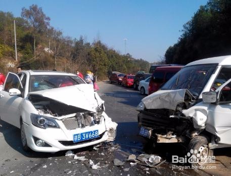 发生交通事故必须报交警么