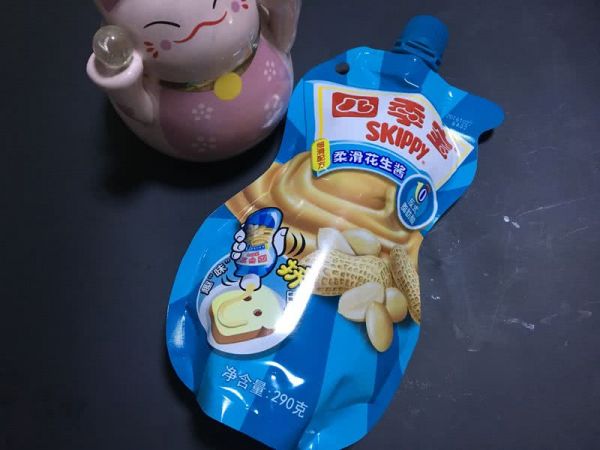 花生酱鸡蛋三明治