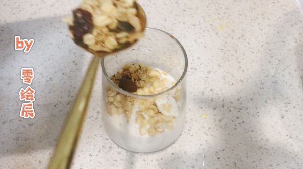 鸡蛋沙拉培根卷