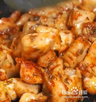 如何做孜然鸡丁