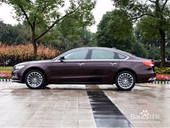 10万,全景天窗+无钥匙启动,打开门一看露馅了