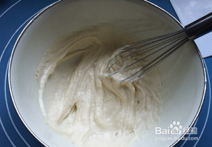 环形蔓越莓纸杯戚风