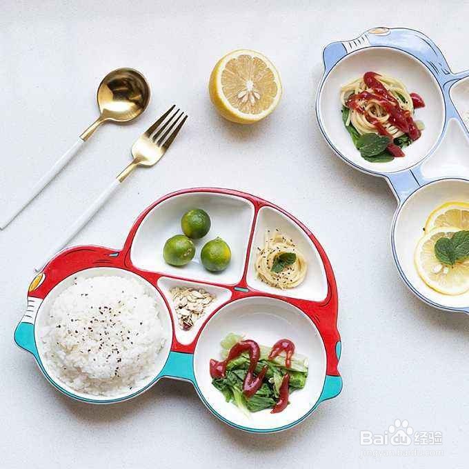 如何培养宝宝爱吃饭不偏食
