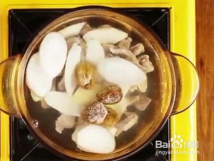 枸杞蜜枣煲瘦肉怎么做