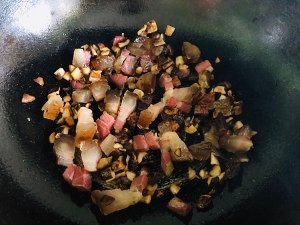 怎么自制腊肉饭