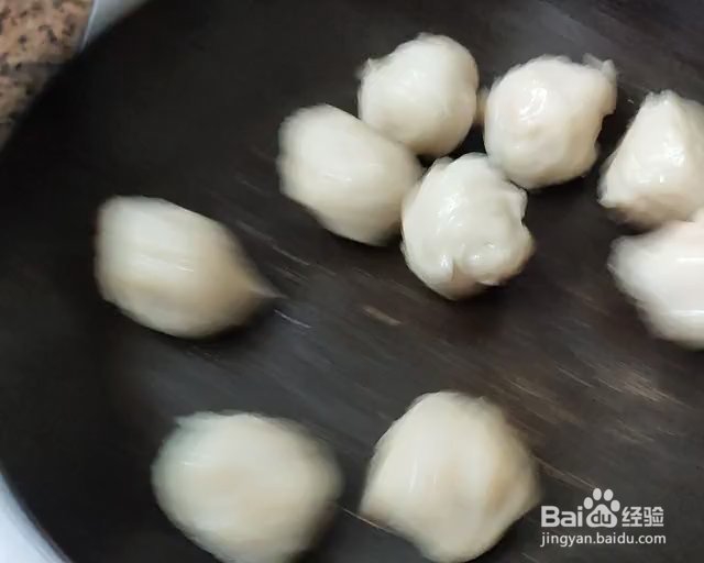奶奶教你做煎墨鱼丸