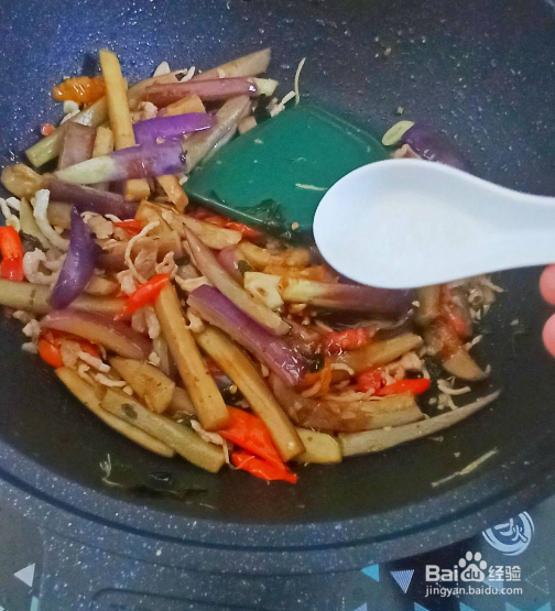 鱼香茄子:鲜香入味,比肉末茄子还好吃下饭