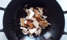 青蒜香干炒肉丝