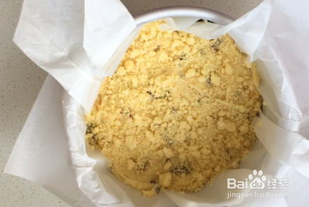 如何自制美味的香橙巧克力妙芙蛋糕？