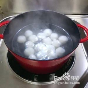 花生红糖汤圆的做法