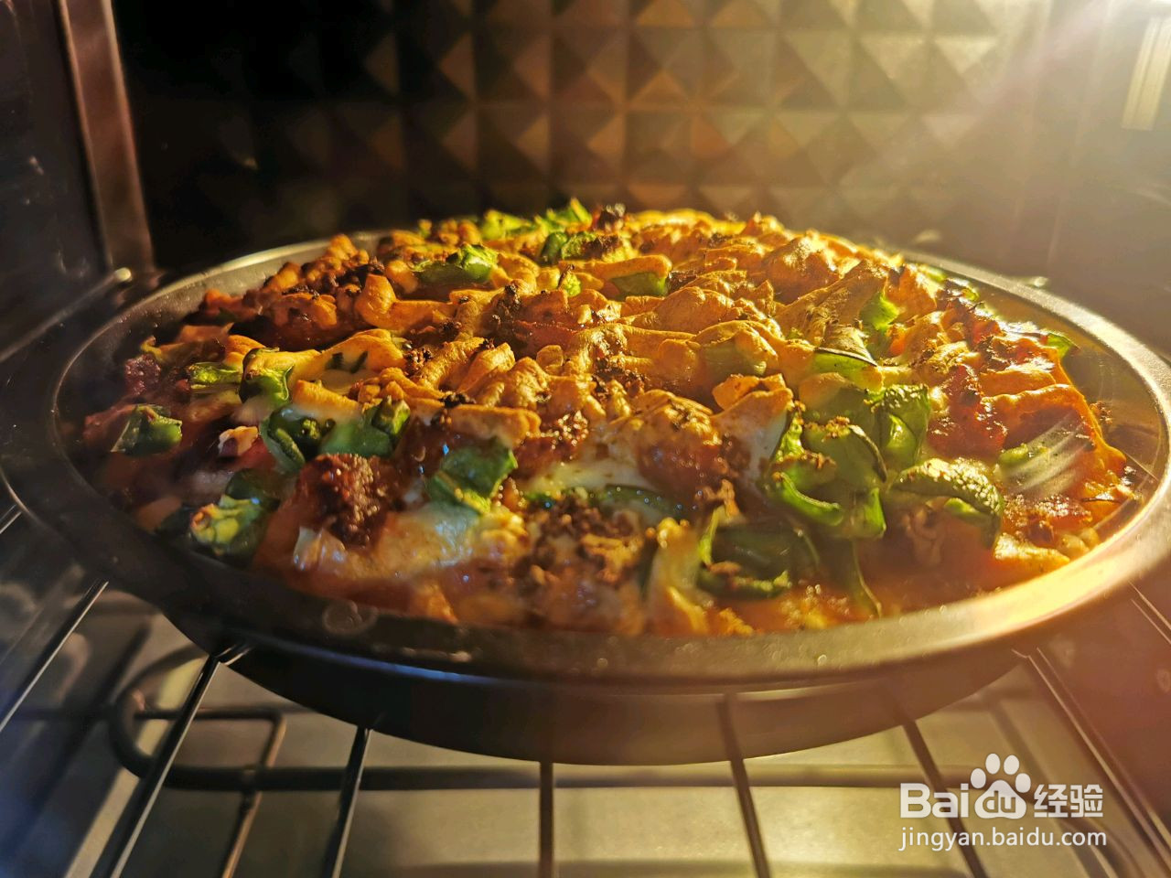 意式卷边香肠芝士披萨的做法