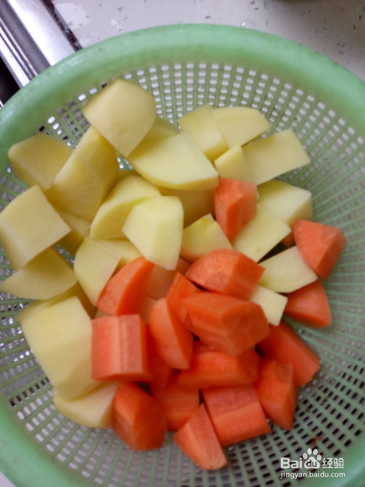 咖喱鸡腿肉炖土豆胡萝卜