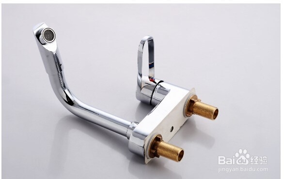 家里厨房的水流很小但卫生间正常，怎么回事？