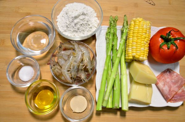 鲜虾芦笋薄底批萨