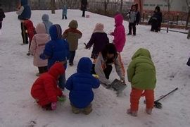 孩子们都喜欢的冬季户外运动